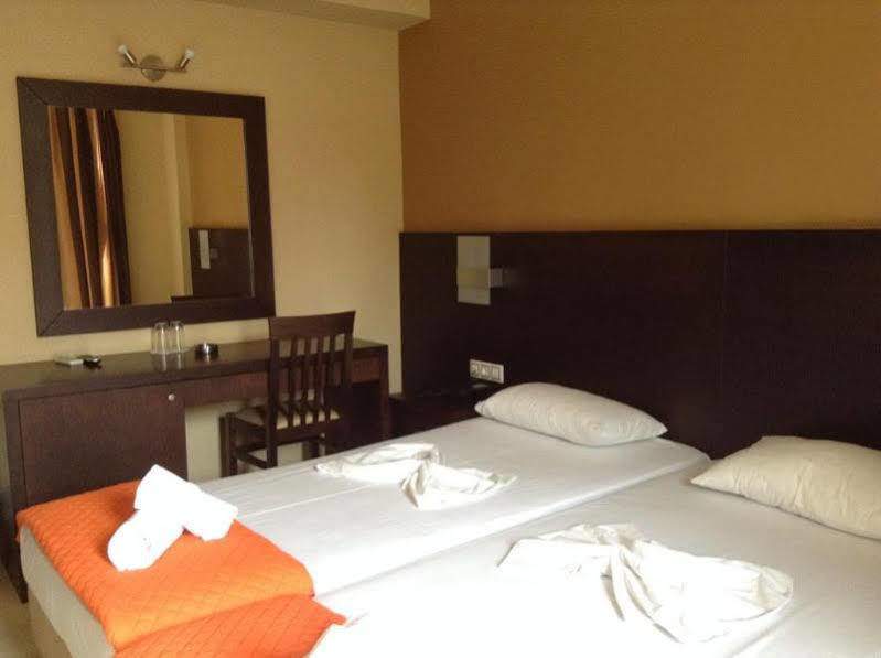 Bali And Sofia Village Hotel de apartamente 3*