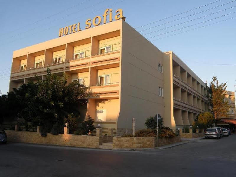 Bali And Sofia Village Hotel de apartamente